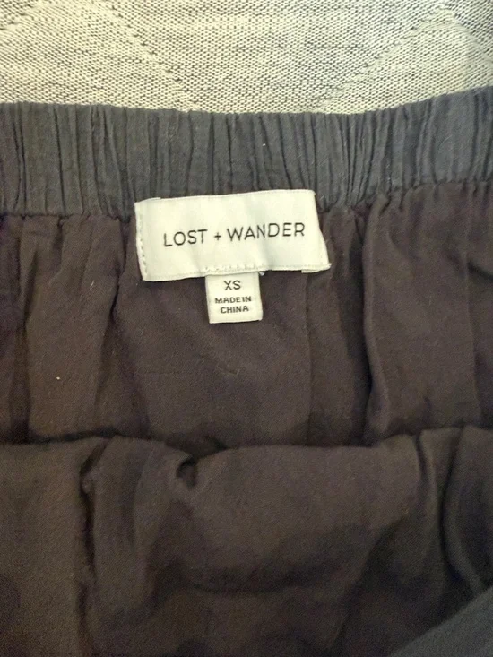 Lost + Wander Black Textured Sleeveless Tank Top, size XS - Picture 2 of 4